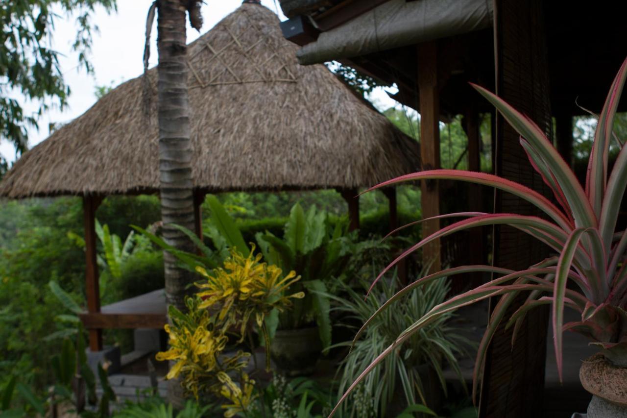 Rumah Sungai Villa Ubud  Exterior photo