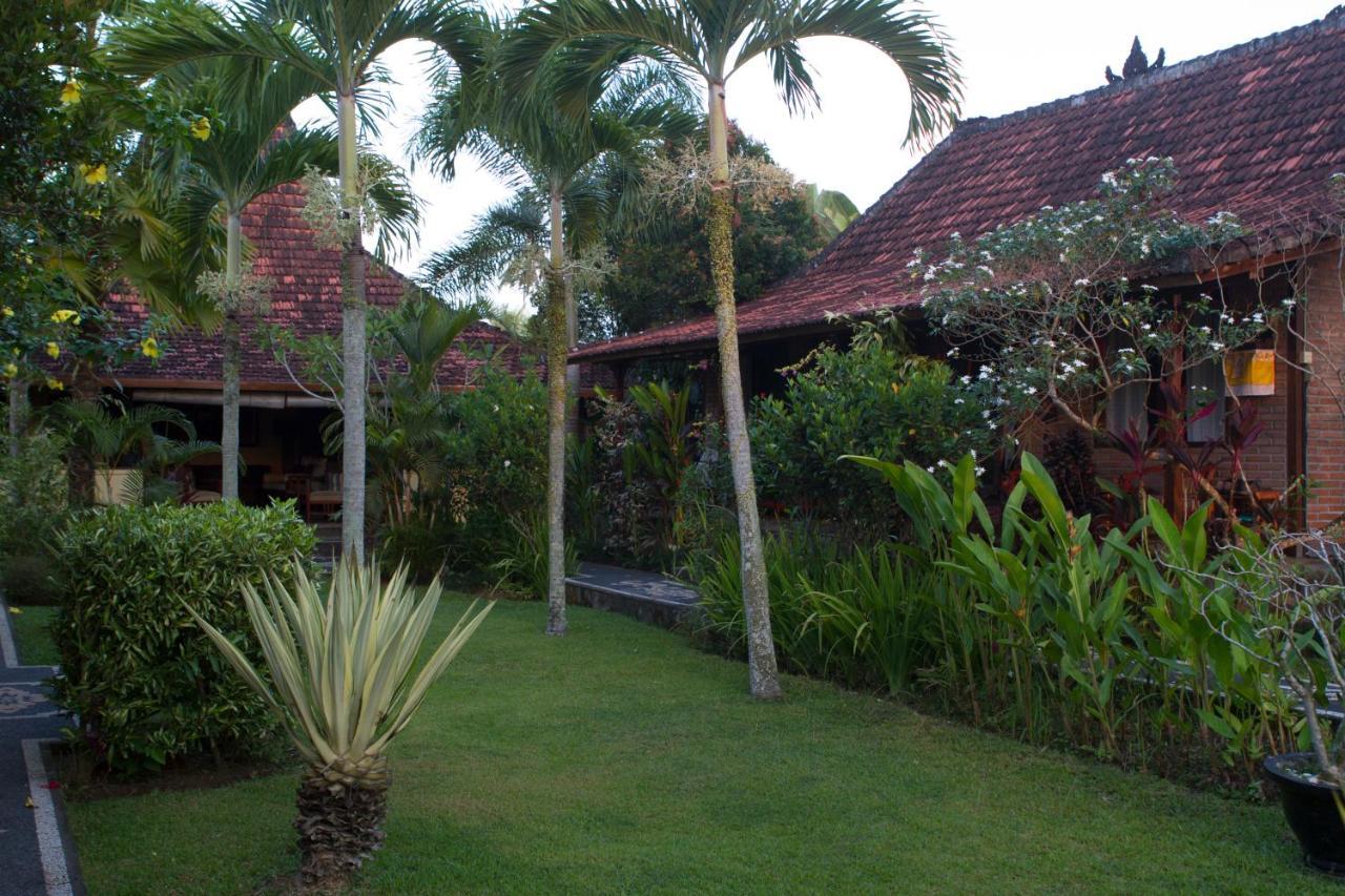 Rumah Sungai Villa Ubud  Exterior photo