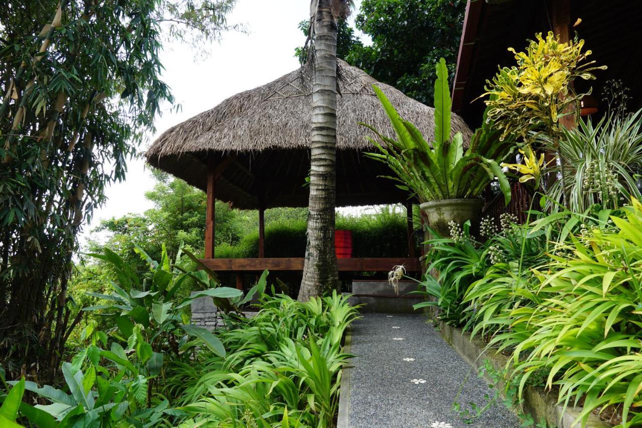 Rumah Sungai Villa Ubud  Exterior photo